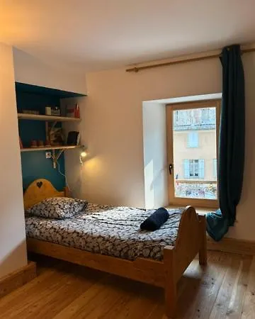 D'hotes De L'encabanee